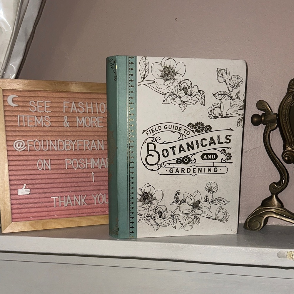 Botanicals Home Decor Medium Book Box